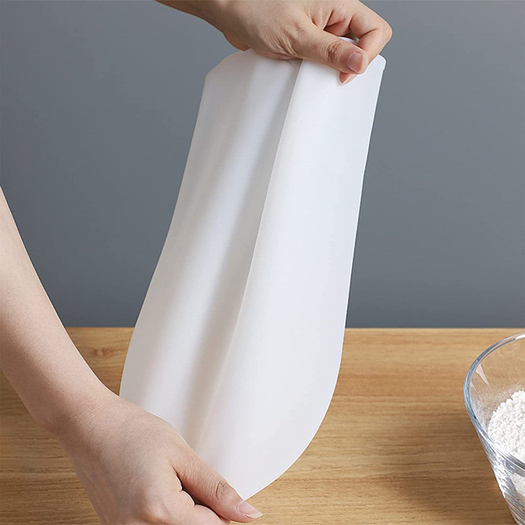 Silicone Atta Maker Bag – Reusable Dough Kneading & Mixing Bag